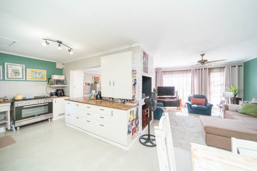 3 Bedroom Property for Sale in Abbotsford Eastern Cape